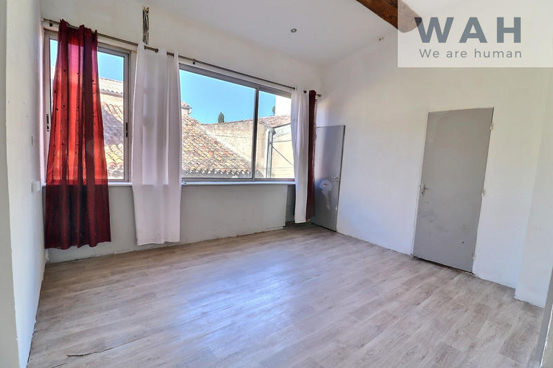 Maison de village - 226 m² - 8 pièces