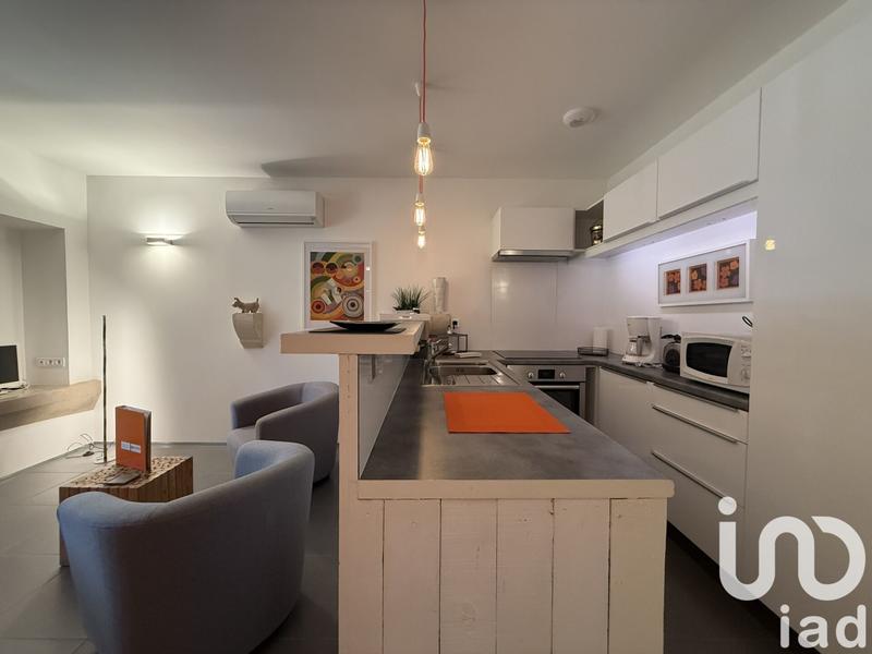 Maison - 245 m² - 8 pièces