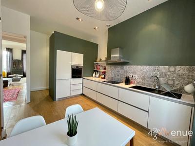 Appartement - 145 m² - 4 pièces