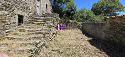 Maison traditionnelle - 80 m² - 2 pièces