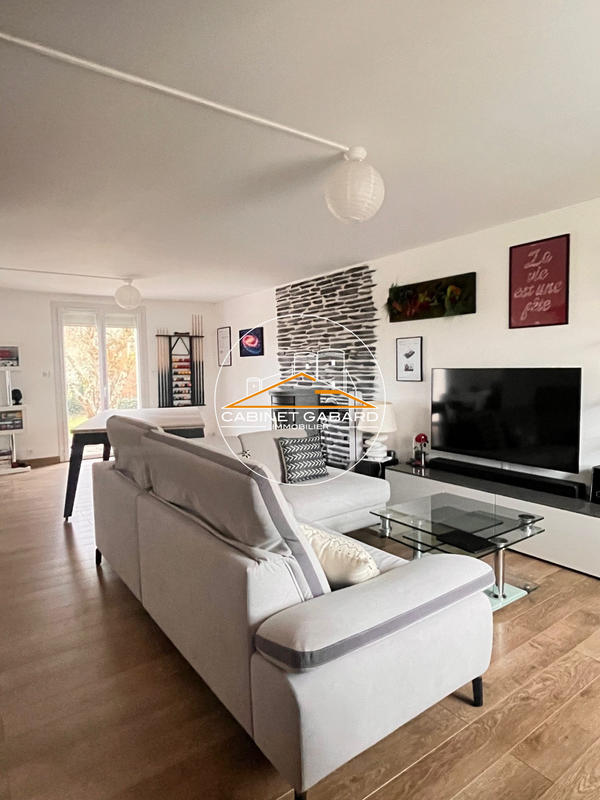 Maison - 110 m² - 5 pièces