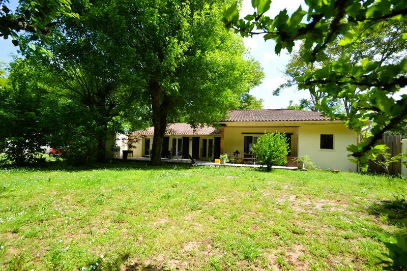 Maison - 206 m² - 6 pièces