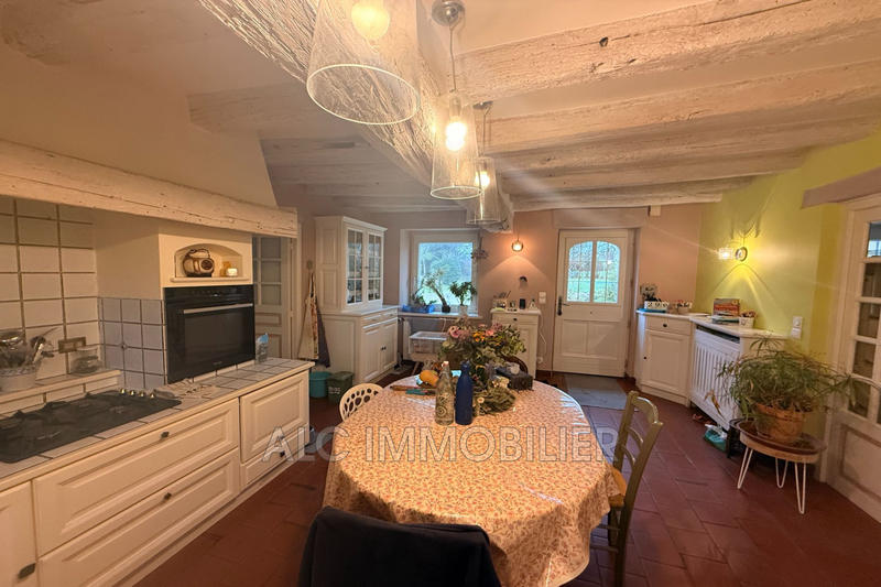 Maison - 167 m² - 4 pièces