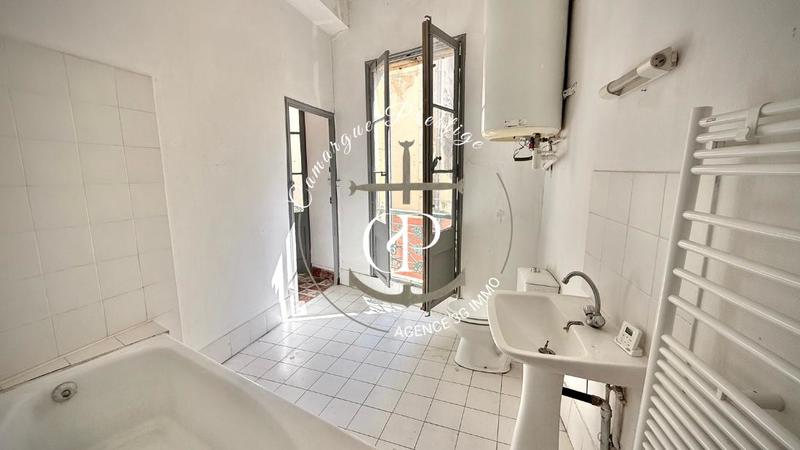 Maison de ville - 200 m² - 9 pièces