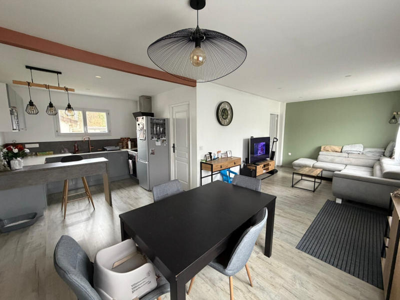 Maison - 60 m² - 4 pièces