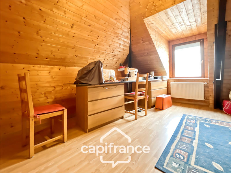 Maison - 195 m² - 7 pièces