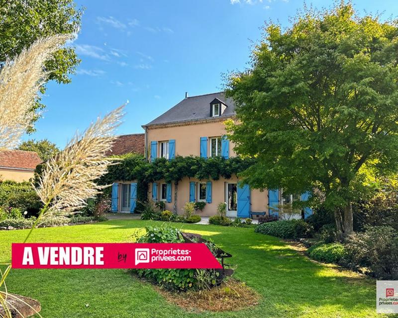 Maison - 248 m² - 8 pièces