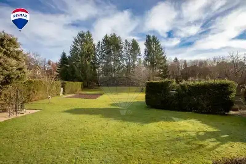 Maison - 174 m² - 8 pièces