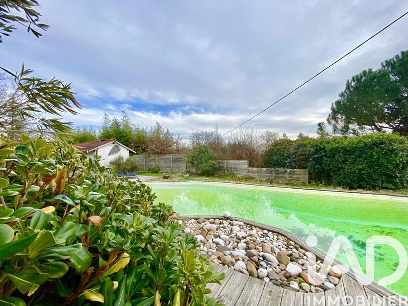 Maison - 271 m² - 6 pièces