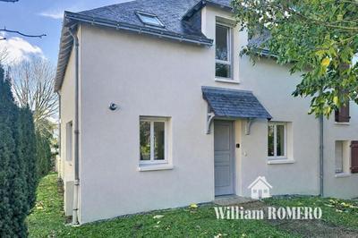 Maison - 97 m² - 5 pièces