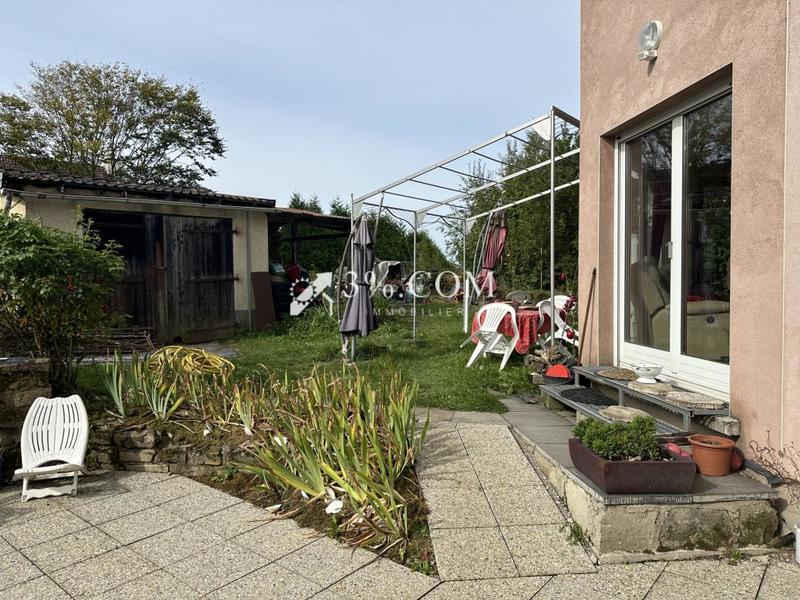 Maison - 211 m² - 6 pièces