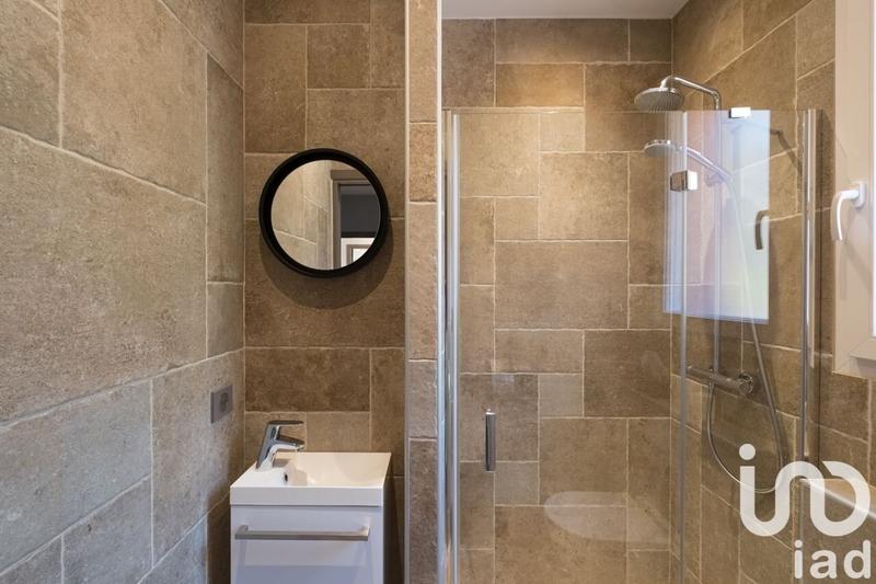 Maison - 175 m² - 9 pièces