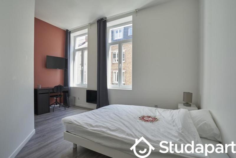 Chambre - 9 m² - 1 pièce