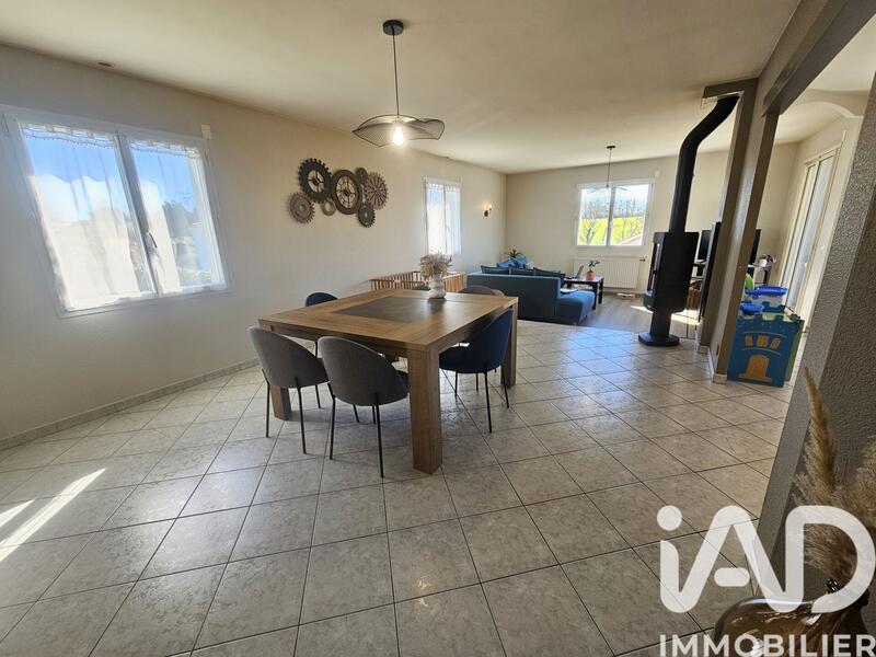 Maison - 110 m² - 5 pièces