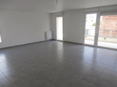 Appartement - 93 m² - 4 pièces