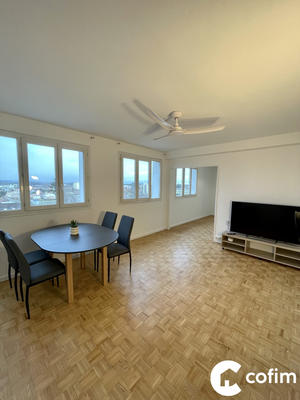 Appartement - 67 m² - 3 pièces