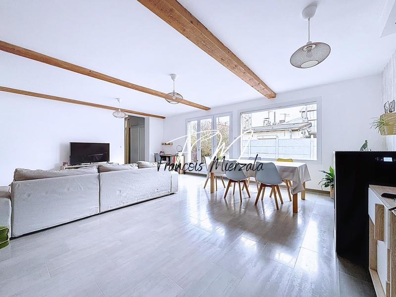 Maison - 155 m² - 7 pièces