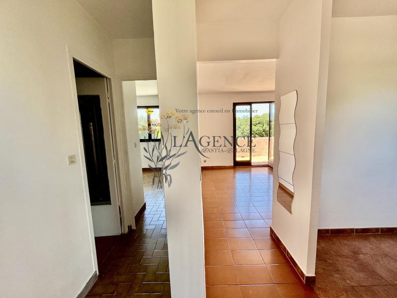 Maison - 188 m² - 12 pièces