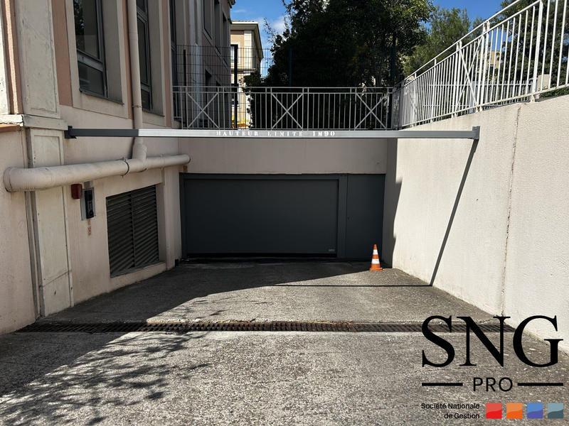 Bureau - 94 m² - 4 pièces