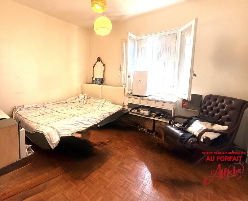 Maison - 99 m² - 5 pièces