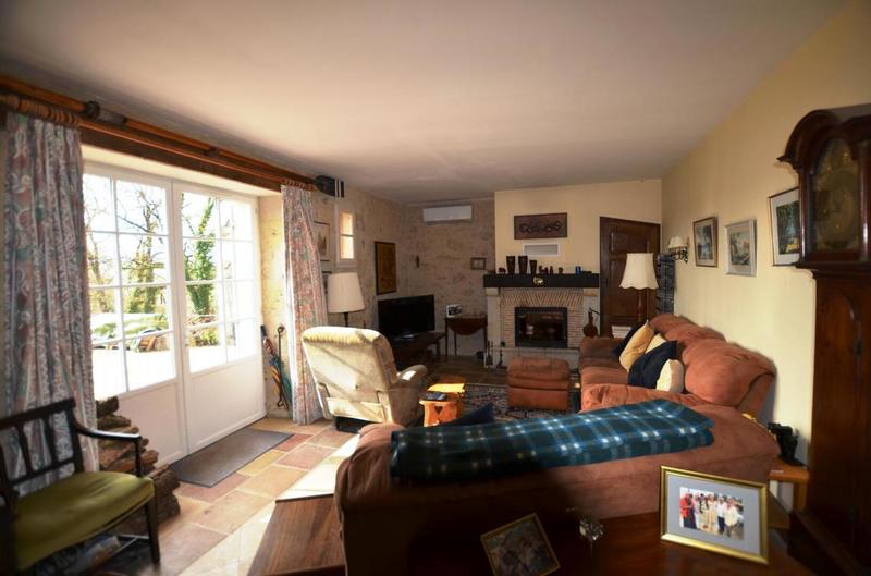 Maison en pierre - 147 m² - 5 pièces