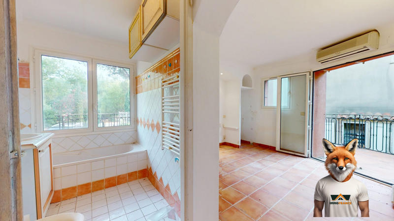 Appartement - 141 m² - 6 pièces