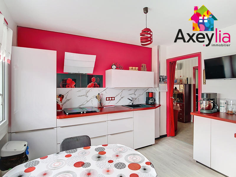 Maison - 130 m² - 5 pièces