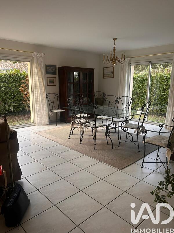 Maison - 175 m² - 6 pièces