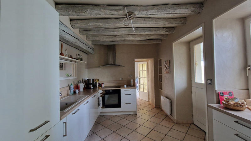 Maison - 250 m² - 8 pièces