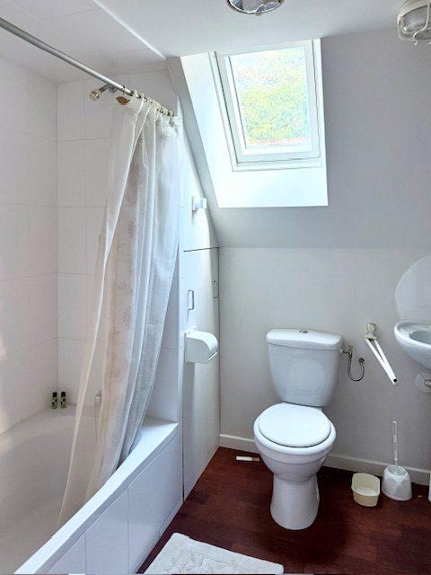 Maison - 182 m² - 7 pièces