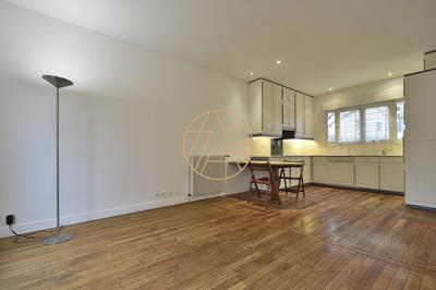 Maison - 93 m² - 5 pièces