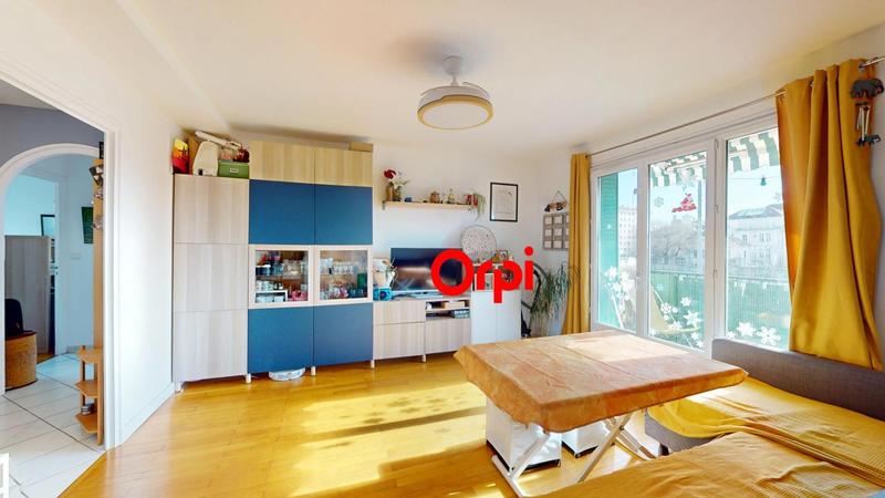 Appartement - 75 m² - 4 pièces