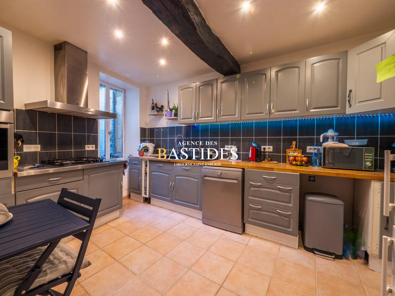 Maison ancienne - 106 m² - 4 pièces