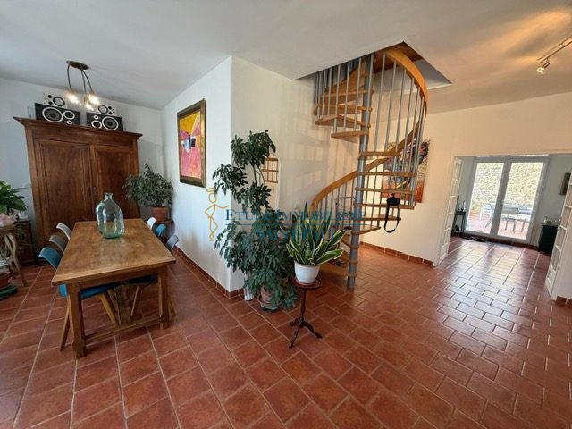 Maison ancienne - 140 m² - 5 pièces