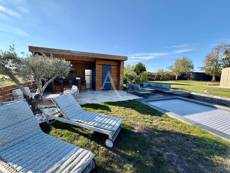 Maison - 193 m² - 6 pièces