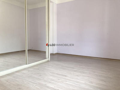 Appartement - 84 m² - 3 pièces