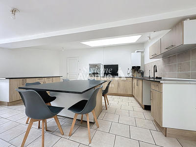 Maison - 165 m² - 5 pièces