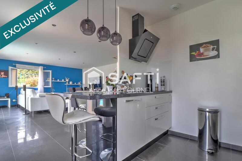 Maison - 136 m² - 6 pièces