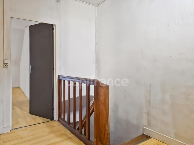 Immeuble - 129 m² - 7 pièces