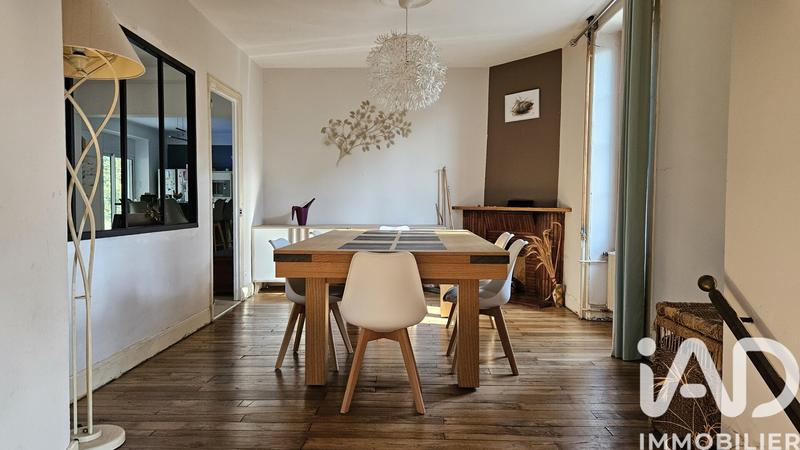 Maison - 199 m² - 6 pièces