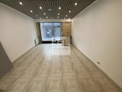 Local commercial - 91 m² - 4 pièces