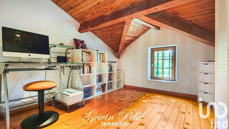 Maison - 210 m² - 7 pièces