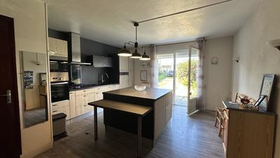 Villa - 153 m² - 6 pièces