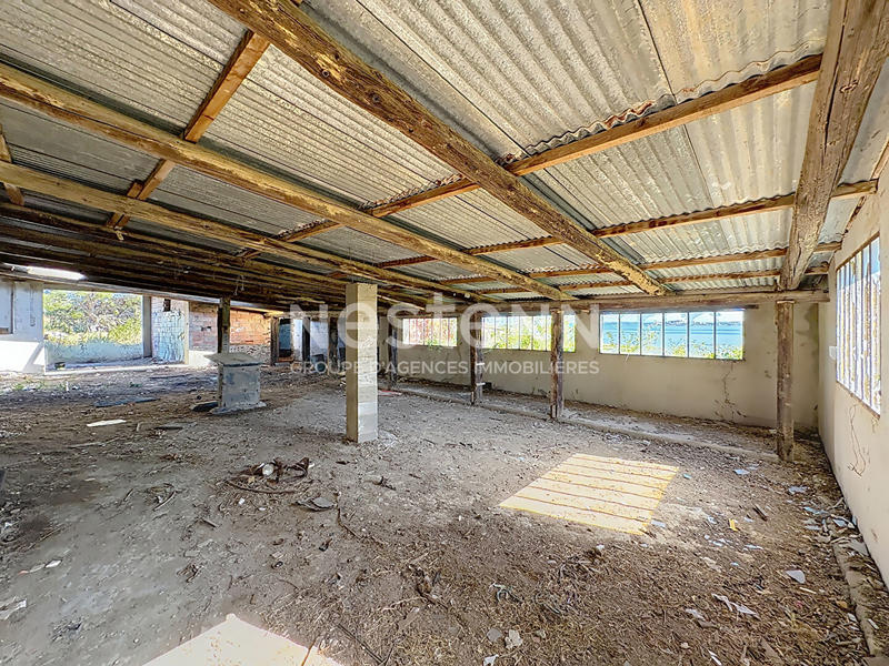 Demeure - 196 m² - 12 pièces