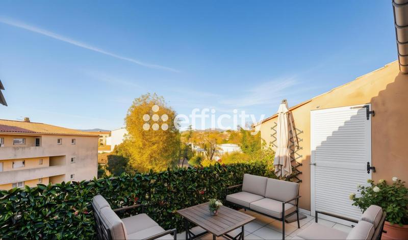 Appartement - 77 m² - 4 pièces