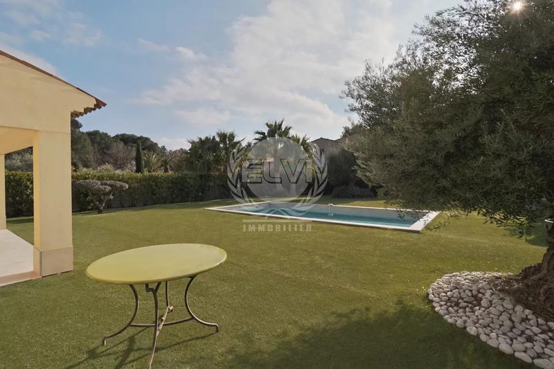 Villa - 104 m² - 4 pièces