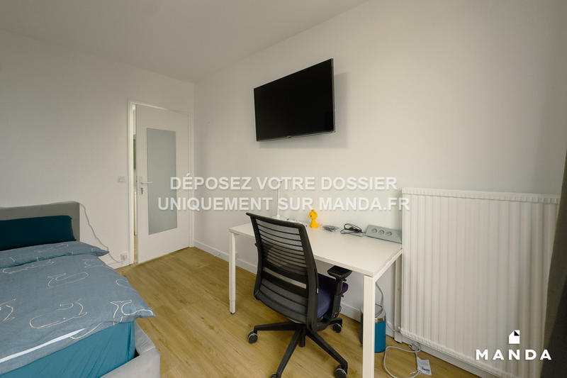 Chambre - 13 m² - 6 pièces