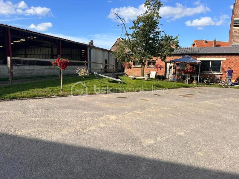 Corps de ferme - 175 m² - 11 pièces