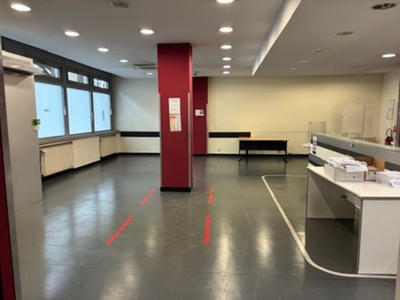 Local commercial - 760 m²