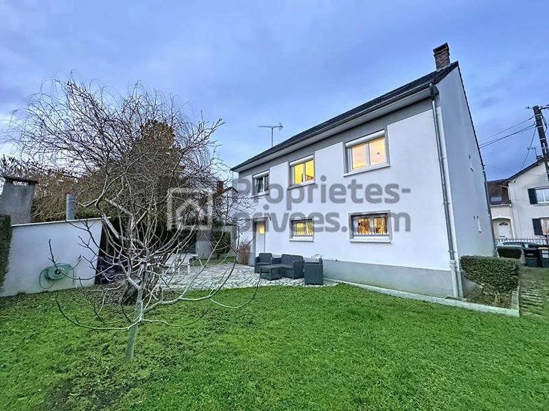 Maison - 186 m² - 6 pièces